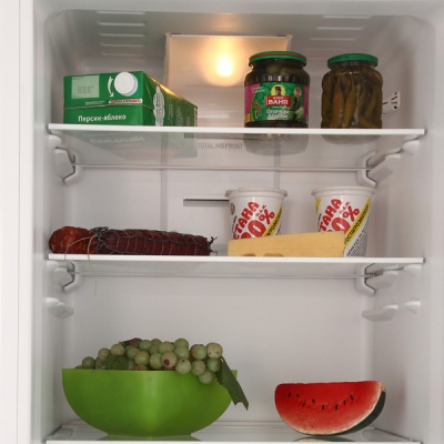 Холодильник Indesit ITF 118 W, No Frost, 298 л, 185 см, белый