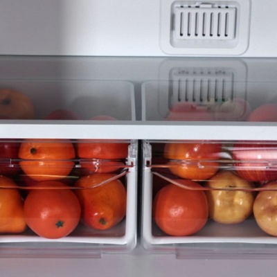 Холодильник Indesit DF 5200 W 328л, 60x64x200см, белый