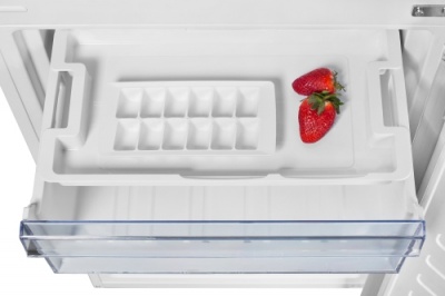 Холодильник Beko RCSK 335M20 W, 331 л, 2-х камерный, 201*54*60 см, белый